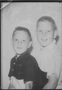 Dennis 7 Curt